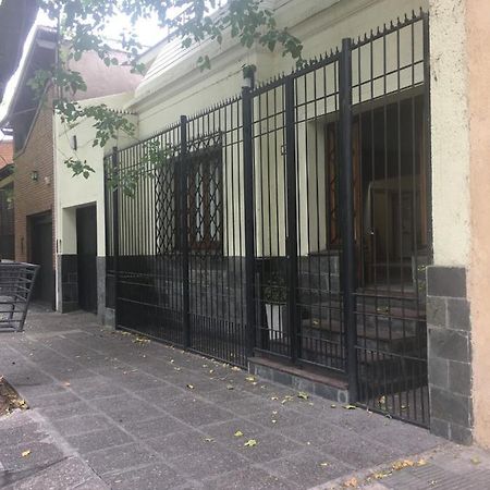 Casa Cerca Del Centro Bed&Breakfast Mendoza Dış mekan fotoğraf