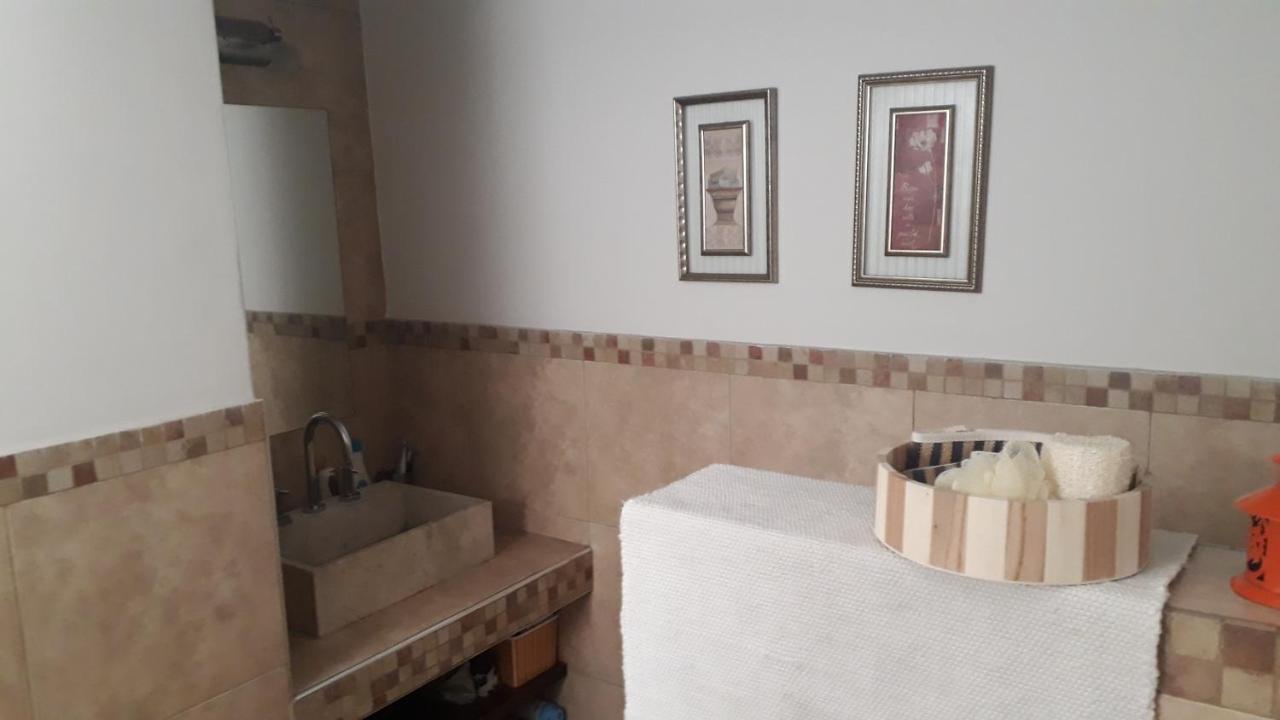 Casa Cerca Del Centro Bed&Breakfast Mendoza Dış mekan fotoğraf