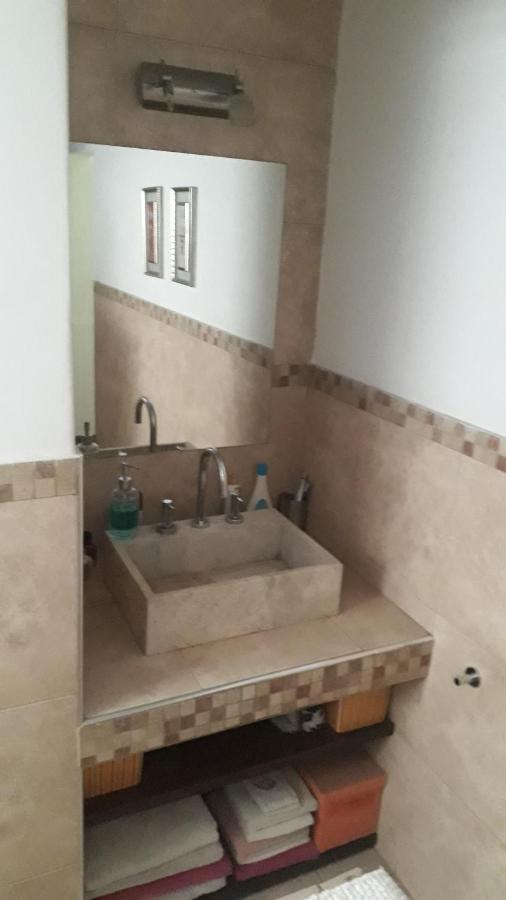 Casa Cerca Del Centro Bed&Breakfast Mendoza Dış mekan fotoğraf
